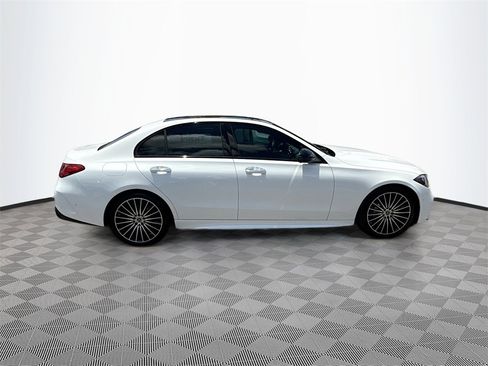 Used 2023 Mercedes-Benz C 300 Sedan image 9