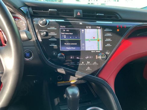 Used 2020 Toyota Camry XSE image 15