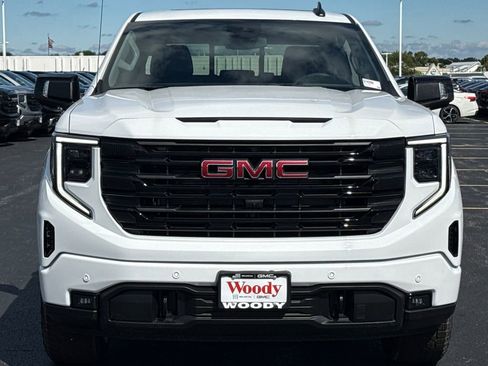 New 2026 GMC Sierra 1500 Elevation w/ Elevation Premium Package AWD/4WD image 4