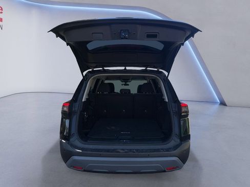 Used 2023 Nissan Rogue SV FWD image 19