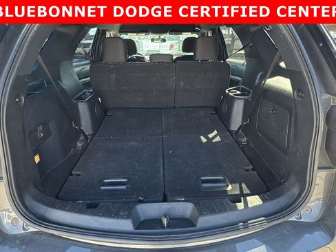 Used 2017 Ford Explorer XLT w/ Equipment Group 201A image 24