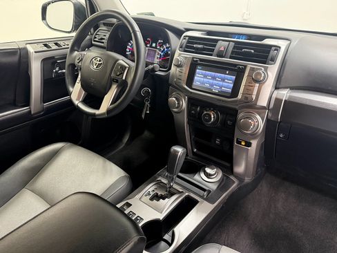 Used 2019 Toyota 4Runner SR5 Premium image 30