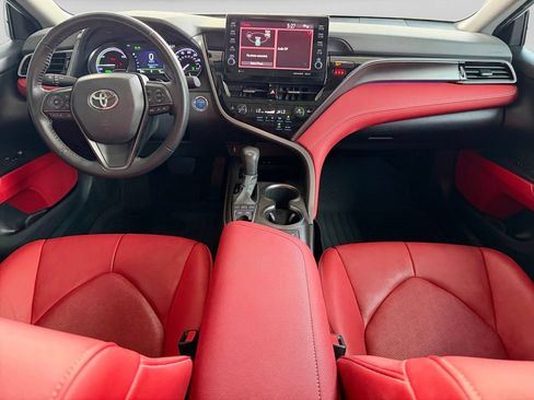 Used 2022 Toyota Camry XSE FWD image 23