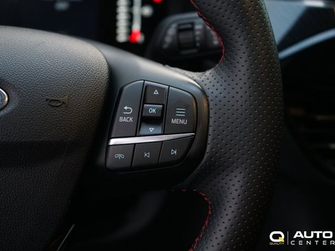 Used 2024 Ford Escape ST-Line image 20