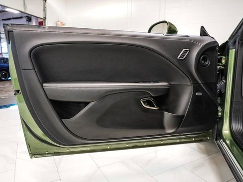 Used 2023 Dodge Challenger SRT Hellcat w/ Driver Convenience Group RWD image 17
