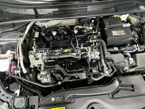 Used 2025 Toyota Corolla LE FWD image 30