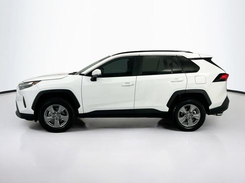 Used 2025 Toyota RAV4 XLE w/ Convenience Package FWD image 8