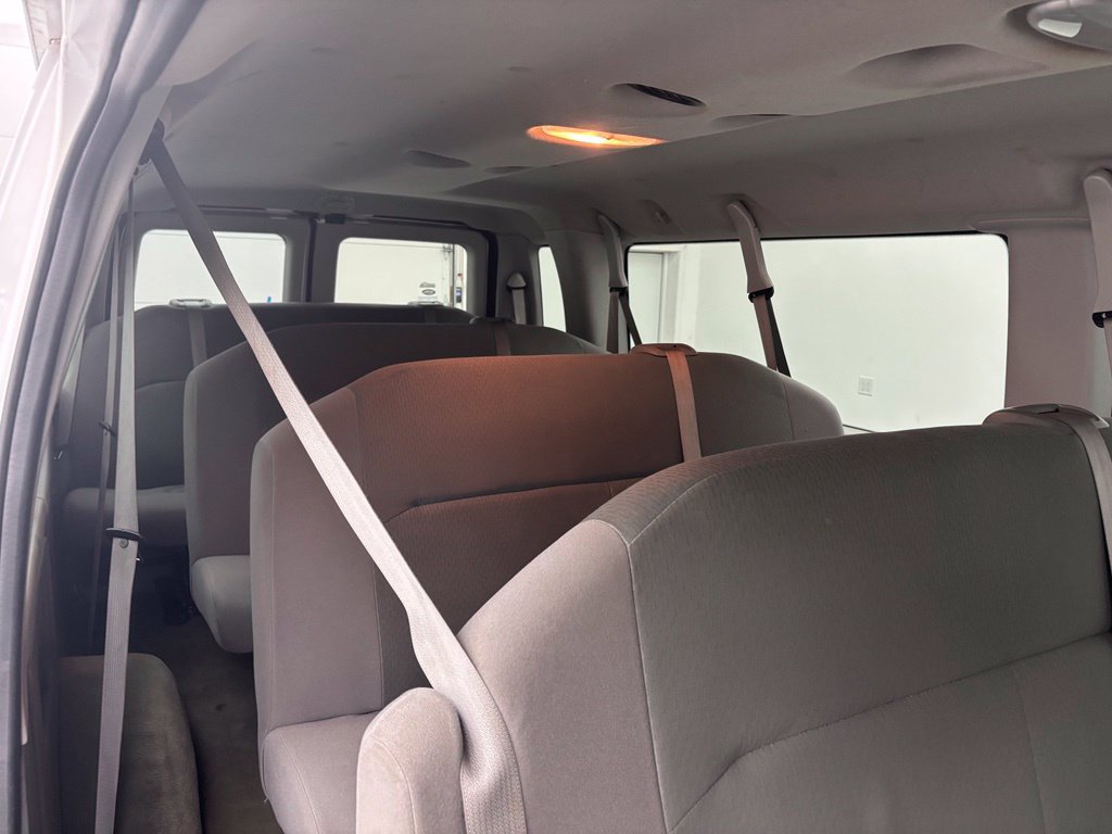 Used 2011 Ford E-350 and Econoline 350 XLT RWD image 33