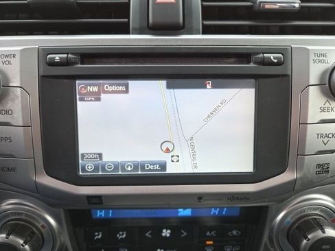 Used 2015 Toyota 4Runner Limited image 55