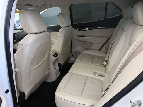 Used 2023 Buick Envision Essence image 16