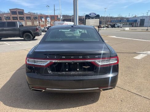 Used 2017 Lincoln Continental Select w/ Climate Package image 5