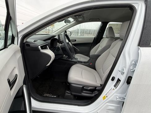 New 2026 Toyota Corolla Cross L image 8