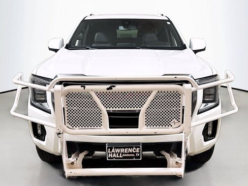 Used 2021 GMC Yukon XL AT4 w/ Rear Media and Nav Package AWD/4WD image 2