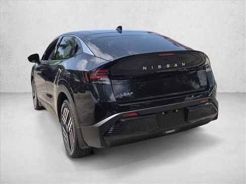 New 2026 Nissan Leaf SV+ w/ Floor Mat Package (SV+) FWD image 8