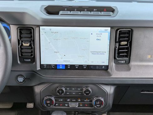 Used 2026 Ford Bronco Badlands AWD/4WD image 18
