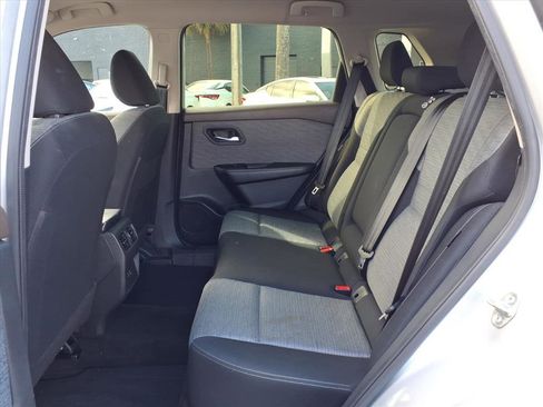 Certified 2023 Nissan Rogue SV image 18