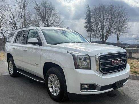 Used 2016 GMC Yukon SLT image 3