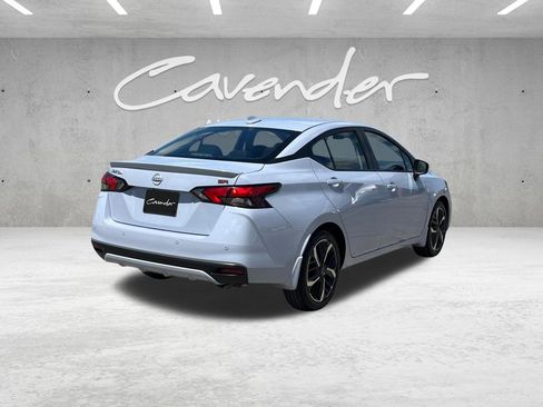 New 2025 Nissan Versa SR FWD image 15