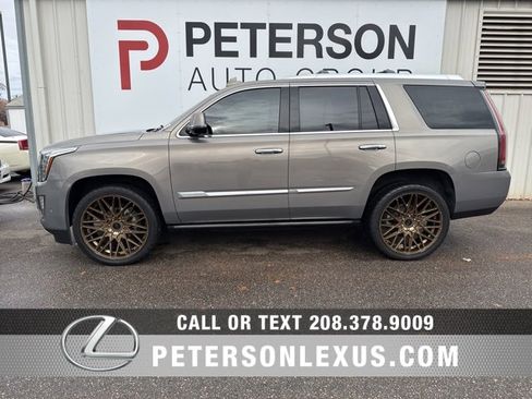 Used 2018 Cadillac Escalade Platinum image 6