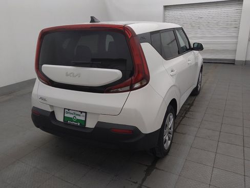 Used 2022 Kia Soul LX FWD image 9