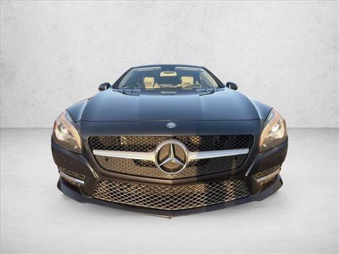 Used 2013 Mercedes-Benz SL 550 image 8
