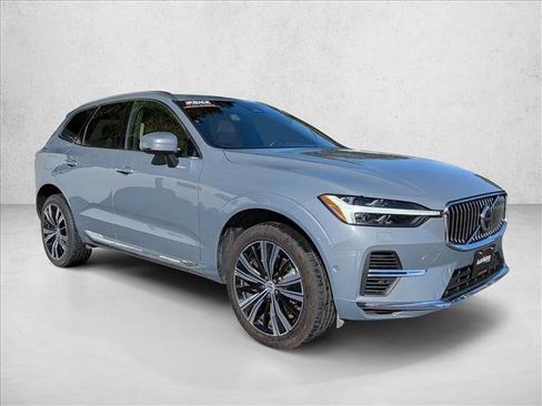 Certified 2023 Volvo XC60 T8 Ultimate image 3