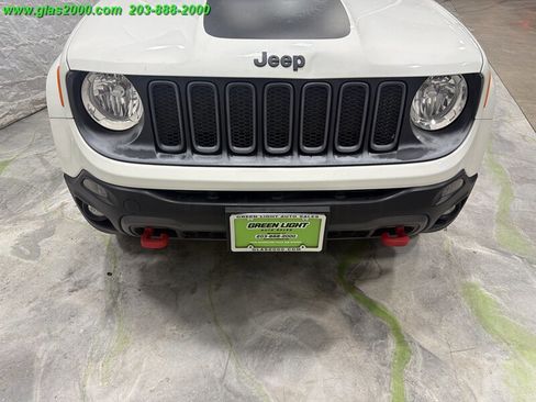 Used 2016 Jeep Renegade Trailhawk image 23