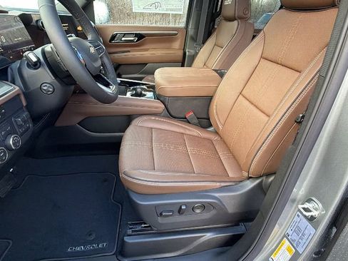 New 2026 Chevrolet Tahoe High Country image 13