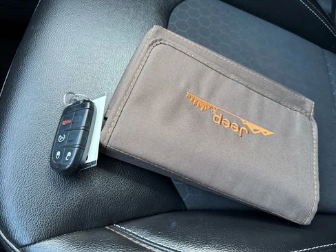 Used 2018 Jeep Compass Latitude w/ Popular Equipment Group image 30