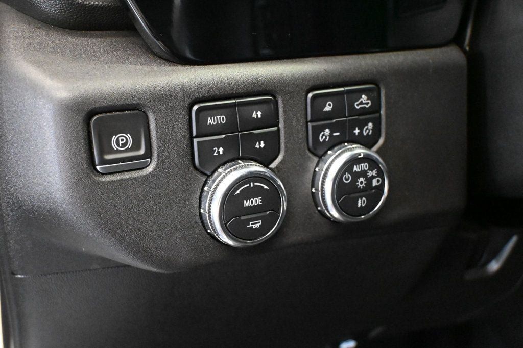 Used 2023 GMC Sierra 1500 Elevation w/ Preferred Package AWD/4WD image 16
