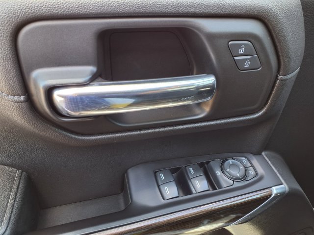 Used 2019 Chevrolet Silverado 1500 RST AWD/4WD image 15