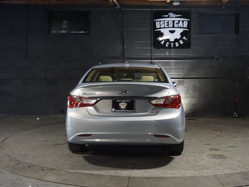 Used 2011 Hyundai Sonata Limited image 4