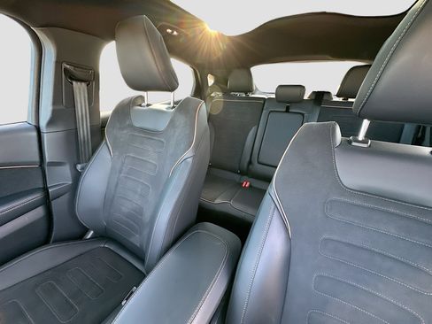 Certified 2023 Ford Mustang Mach-E GT image 25