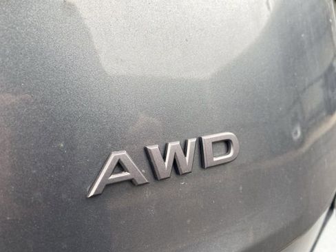 Used 2025 Nissan Rogue SV image 12