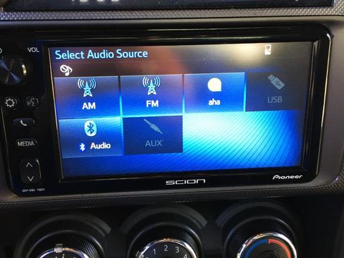 Used 2016 Scion tC FWD image 19