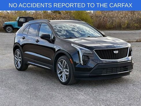 Used 2020 Cadillac XT4 Sport w/ Cold Weather Package image 6