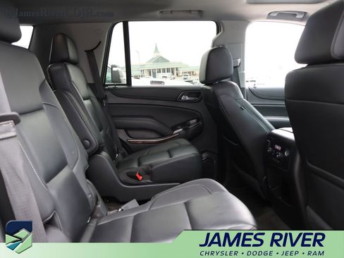 Used 2018 Chevrolet Tahoe LT image 12