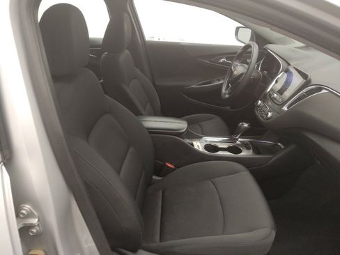 Used 2020 Chevrolet Malibu LT FWD image 21