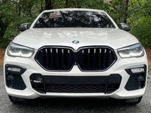Used 2021 BMW X6 xDrive40i AWD/4WD image 11