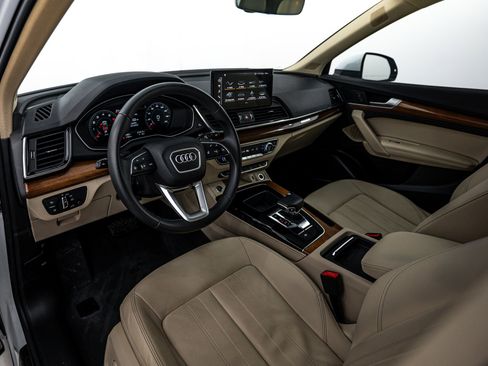 Certified 2022 Audi Q5 2.0T Premium Plus image 10