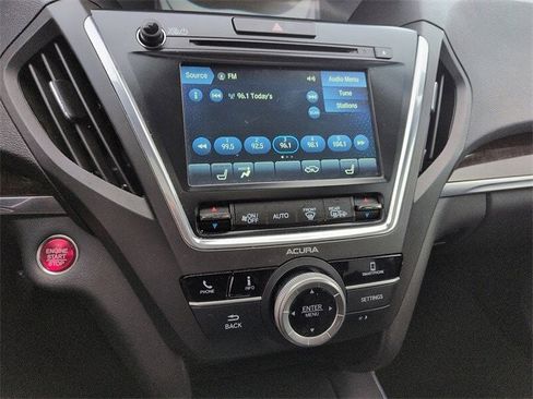 Used 2020 Acura MDX SH-AWD image 25