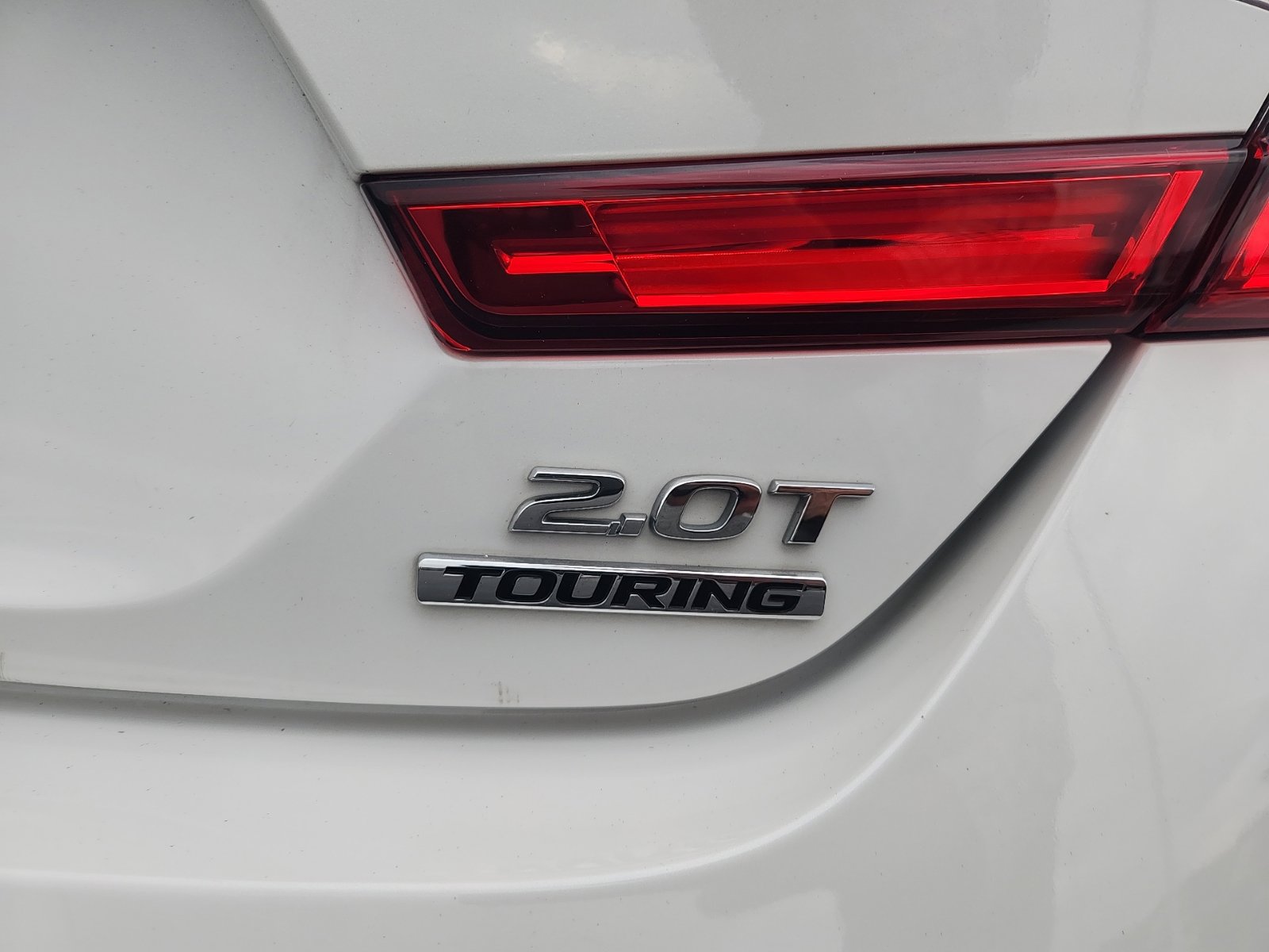 Used 2020 Honda Accord Touring image 13