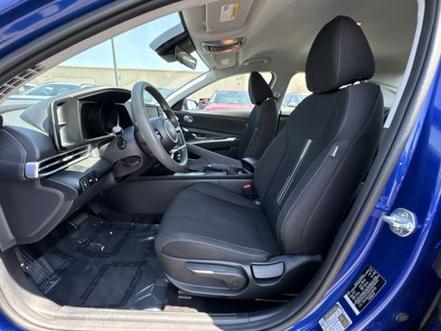 Certified 2023 Hyundai Elantra SEL w/ Cargo Package FWD image 13