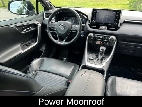 Used 2020 Toyota RAV4 XSE w/ XSE Grade Weather Package AWD/4WD image 9