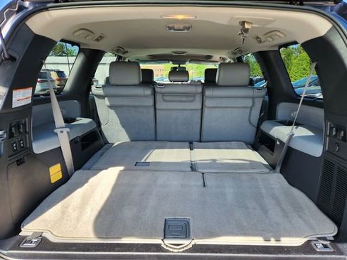 Used 2017 Toyota Sequoia Limited w/ Safety & Convenience Package image 17