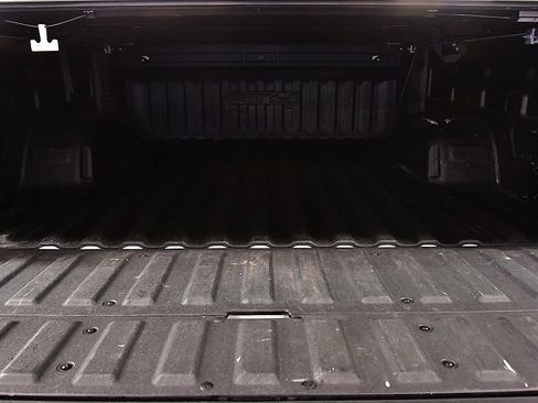 Used 2024 GMC Sierra 1500 AT4 w/ AT4 Preferred Package image 14