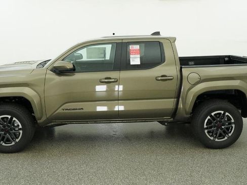 New 2026 Toyota Tacoma TRD Sport AWD/4WD image 6