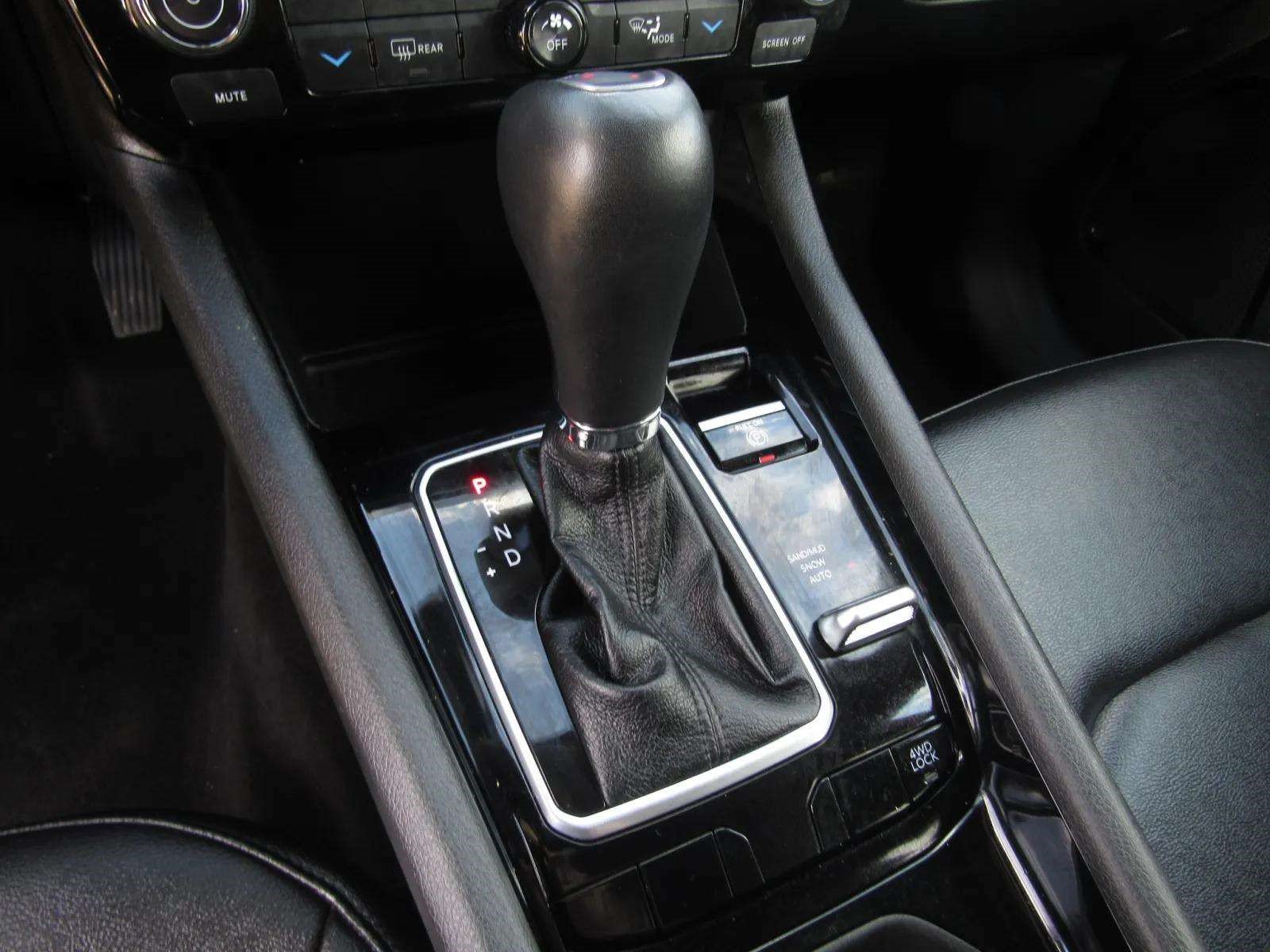 Used 2025 Jeep Compass Limited AWD/4WD image 20