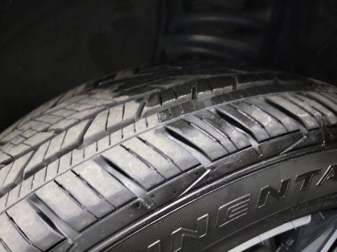 Used 2025 Chevrolet Traverse High Country image 31