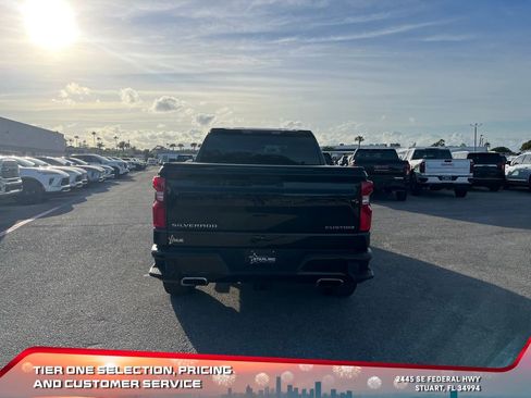 Used 2021 Chevrolet Silverado 1500 Custom image 6